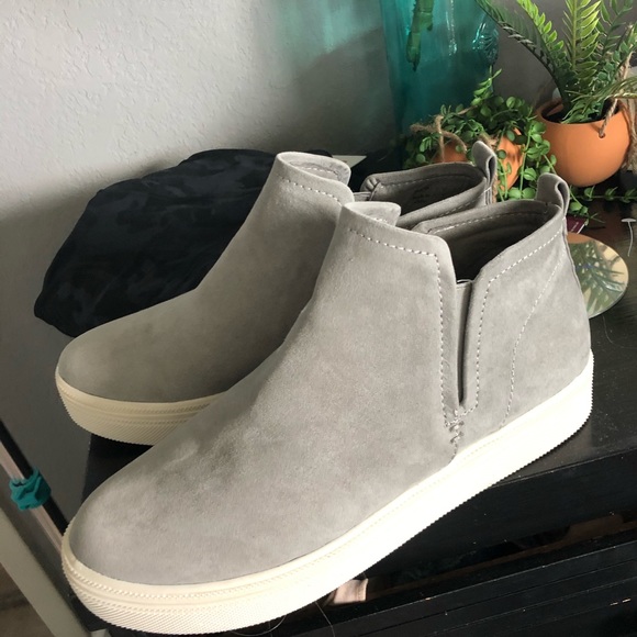 Dolce Vita slip on gray Tate platform sneaker - Picture 3 of 3